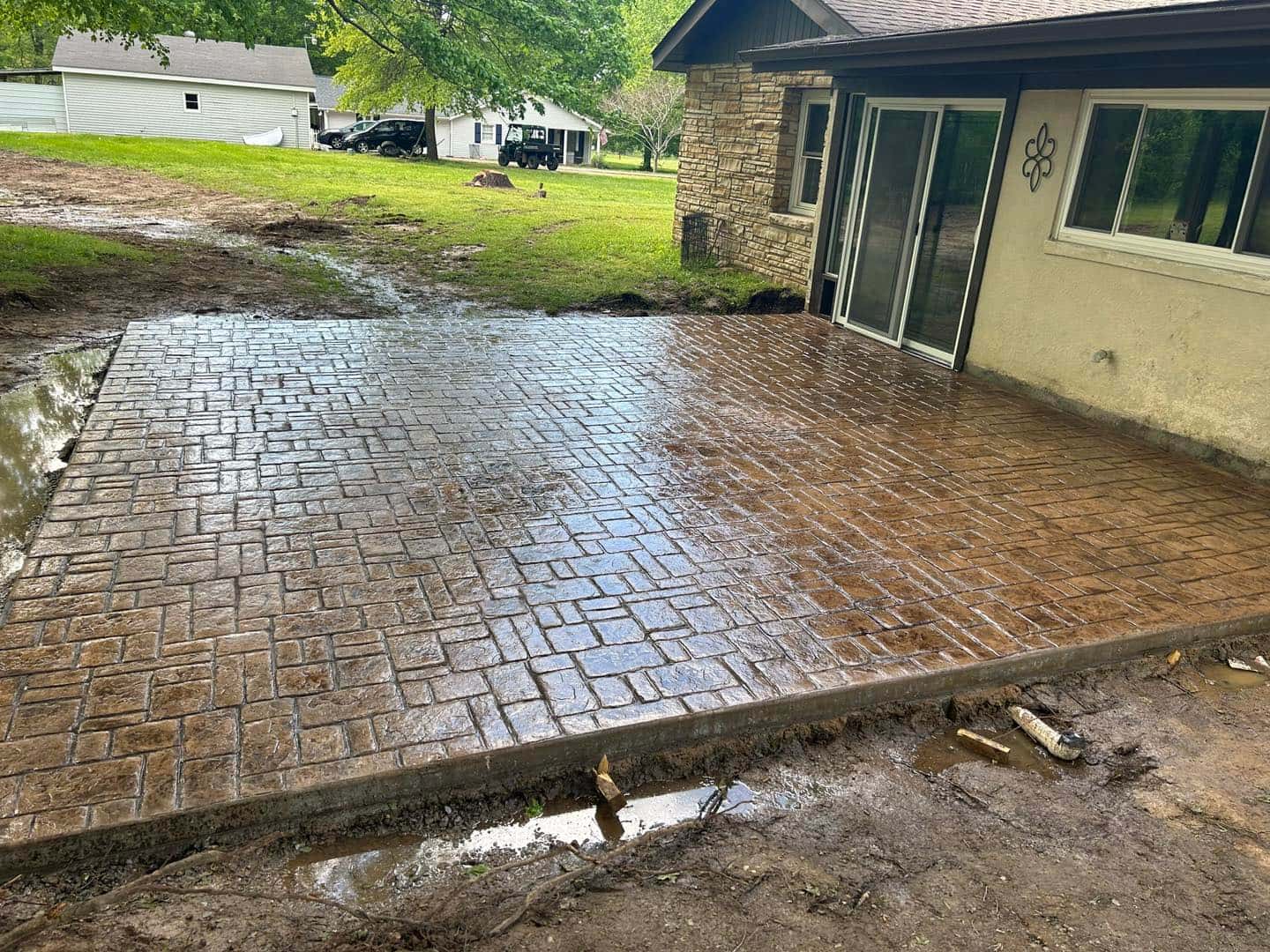 Smooth-finished backyard concrete patio installed in the Paducah, KY area